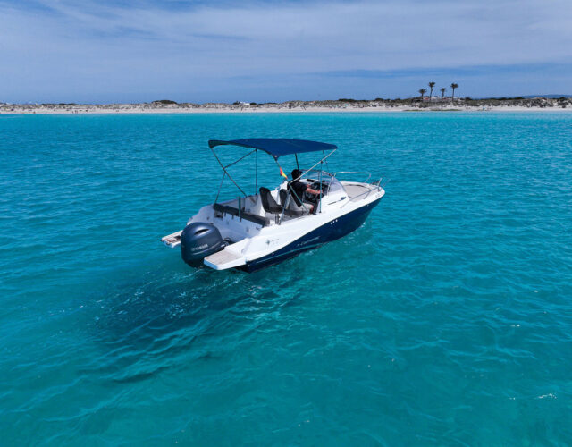 Jeanneau Cap Camarat 6.5 WA Ibiza 1
